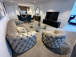 Deluxe 3 Bedroom Apartment in Southbank